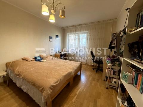 квартира по адресу Драгоманова ул., 8-А
