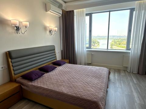 квартира за адресою Дніпровська набережна вул., 14-Б