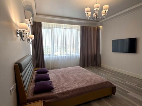 квартира за адресою Дніпровська набережна вул., 14-Б