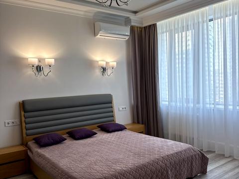 квартира за адресою Дніпровська набережна вул., 14-Б