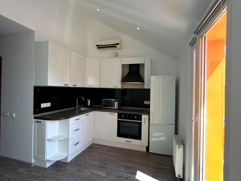 квартира за адресою Регенераторна вул., 4 к1