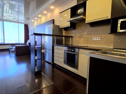 квартира по адресу Королеви Єлизавети ІІ ул. (Глинки), 2
