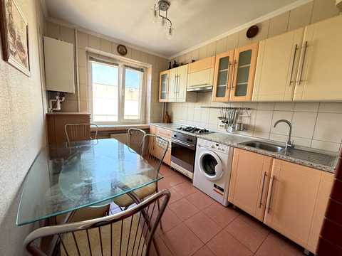 квартира за адресою Чайковського вул., 19