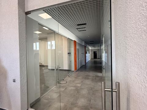 комерційна за адресою Романа Шухевича вул. (Курчатова), 2/2-А