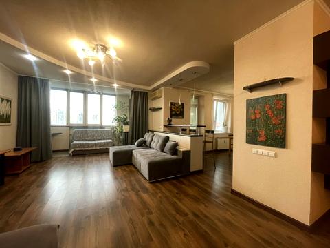 квартира по адресу Миколы Бажана просп., 16