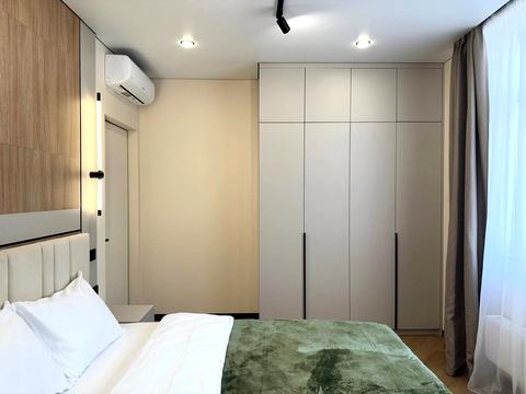 квартира по адресу Олександра Олеся ул., 3