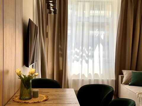 квартира по адресу Олександра Олеся ул., 3