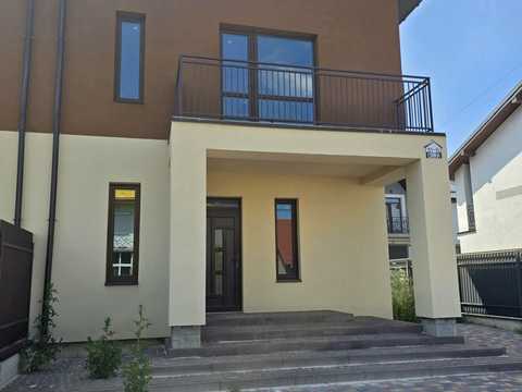 будинок за адресою Івана Сірка вул.