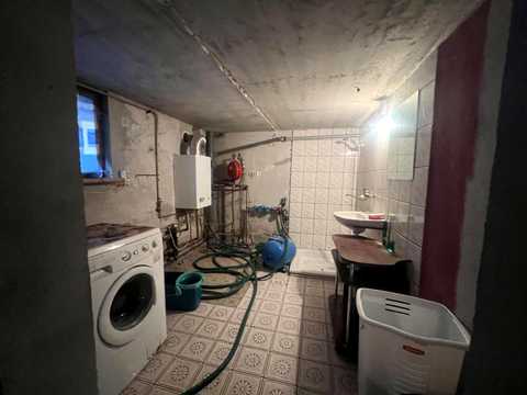 будинок за адресою Районна
