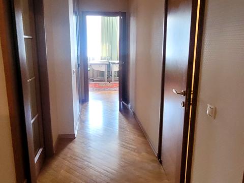 1872776984111618