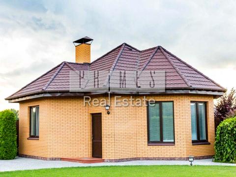 будинок за адресою Успішна вул.