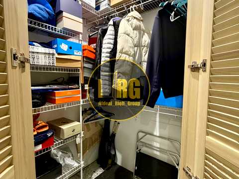 квартира за адресою Регенераторна вул., 4 к13