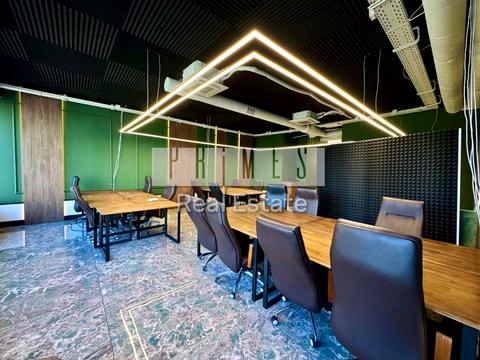 комерційна за адресою Кловський узвіз, 7a