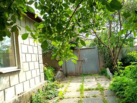 дом по адресу Николая Гнатюка ул. (Ласточкіна)