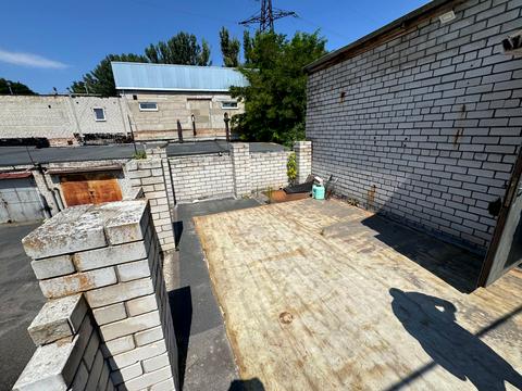 комерційна за адресою Тополина вул., 23