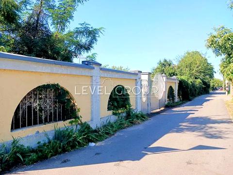 будинок за адресою 13-та Садова вул.