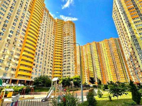 квартира по адресу Сім'ї Кульженків ул. (Петра Дегтяренка), 33