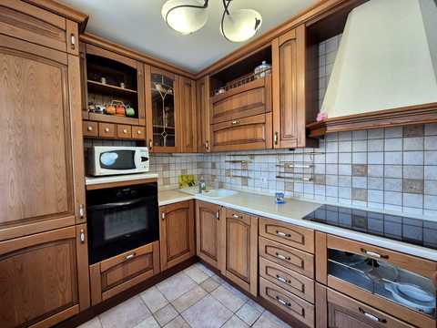квартира за адресою Панаса Мирного вул., 11