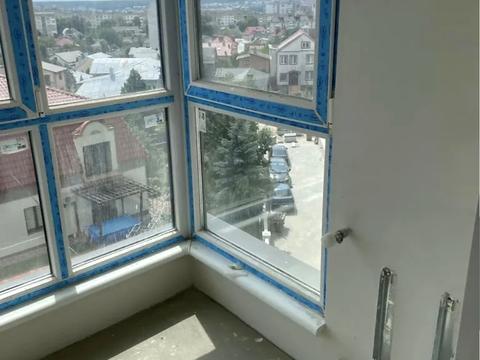 квартира за адресою Степана Бандери просп., 46