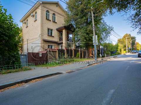 дом по адресу Зверинецкая ул.