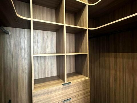квартира по адресу Краснова ул., 1-А