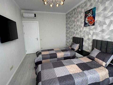 квартира по адресу Олександра Олеся ул., 10