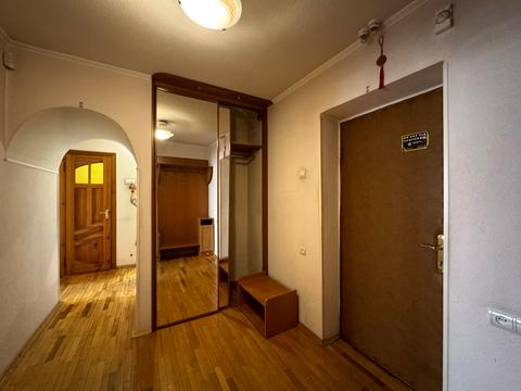 квартира за адресою Андрія Аболмасова вул. (Панельна), 3