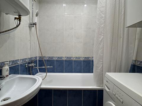 квартира за адресою Андрія Аболмасова вул. (Панельна), 3