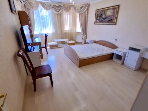 квартира по адресу Евгения Чикаленко ул., 59и