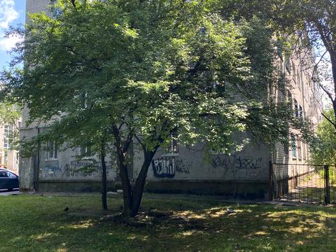 квартира за адресою Космонавтів вул., 2а