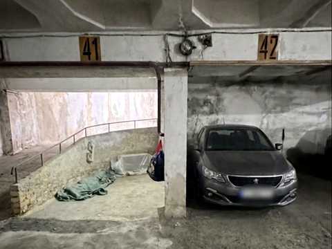 паркоместо по адресу Александра Конисского ул., 52-58