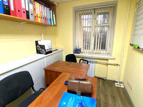 комерційна за адресою Велика Морська вул., 11