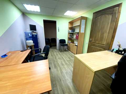 комерційна за адресою Велика Морська вул., 11