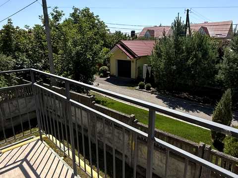 квартира по адресу 4-й Леоніда Каденюка пер. (4-й Комарова), (Будинок)