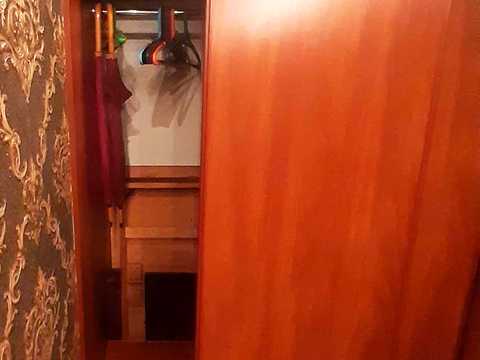 квартира за адресою Романа Шухевича просп. (Генерала Ватутіна), 2