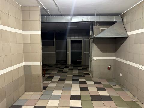 комерційна за адресою Кривий Ріг, Металургів просп., 34а