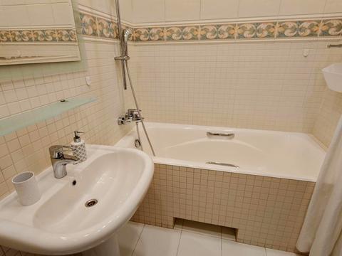квартира по адресу Большая Житомирская ул., 8-А