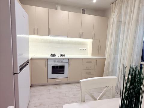 квартира за адресою Машинобудівників вул., 25