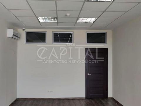 комерційна за адресою Київ, Кловський узвіз, 7a