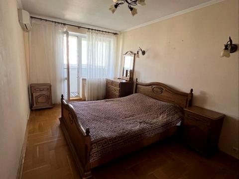 квартира за адресою Голосіївський просп. (40-річчя Жовтня), 11