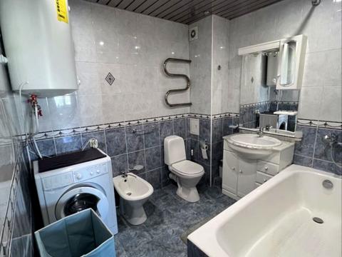 квартира за адресою Голосіївський просп. (40-річчя Жовтня), 11