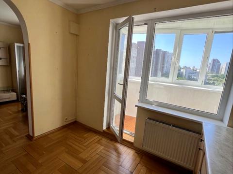 квартира за адресою Голосіївський просп. (40-річчя Жовтня), 11