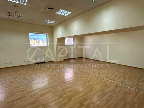 комерційна за адресою Київ, Володимирська вул., 1