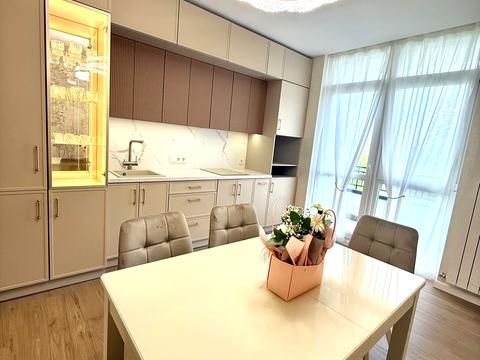 квартира за адресою В'ячеслава Чорновола вул., 17