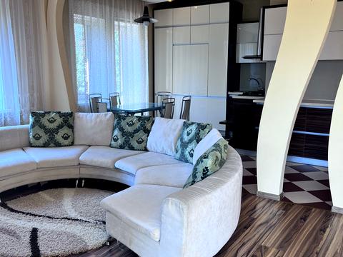 квартира за адресою Вишнева вул., 1