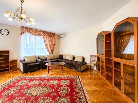 квартира по адресу Александра Конисского ул., 52-58