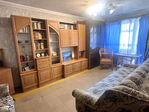 квартира за адресою Добровольців пров., 4