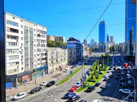 комерційна за адресою Велика Васильківська вул. (Червоноармійська), 9-2