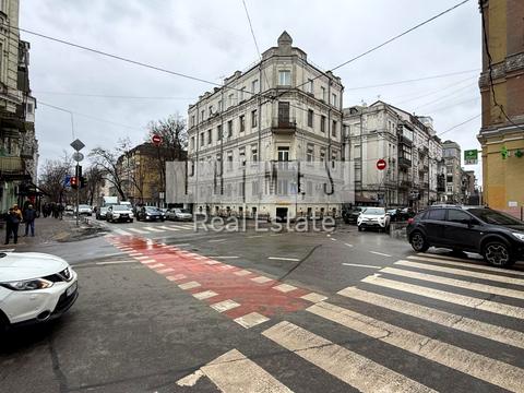 комерційна за адресою Ярославів Вал вул., 30/18