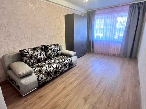 квартира за адресою Велика Васильківська вул. (Червоноармійська), 102